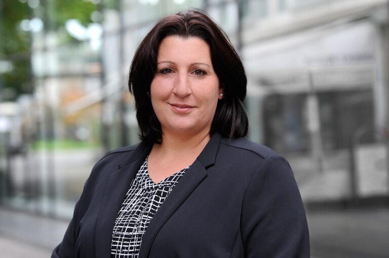 Sara-Vitale-1200